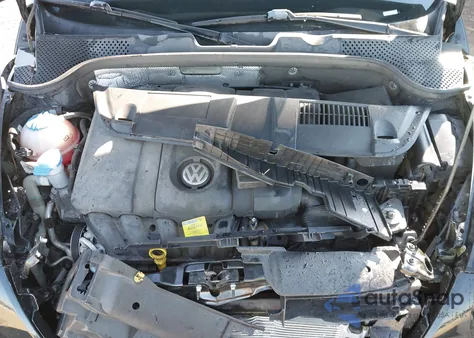 2014 Volkswagen Beetle 2.5L из США, поврежденный, VIN 3VW5P7AT4EM803477